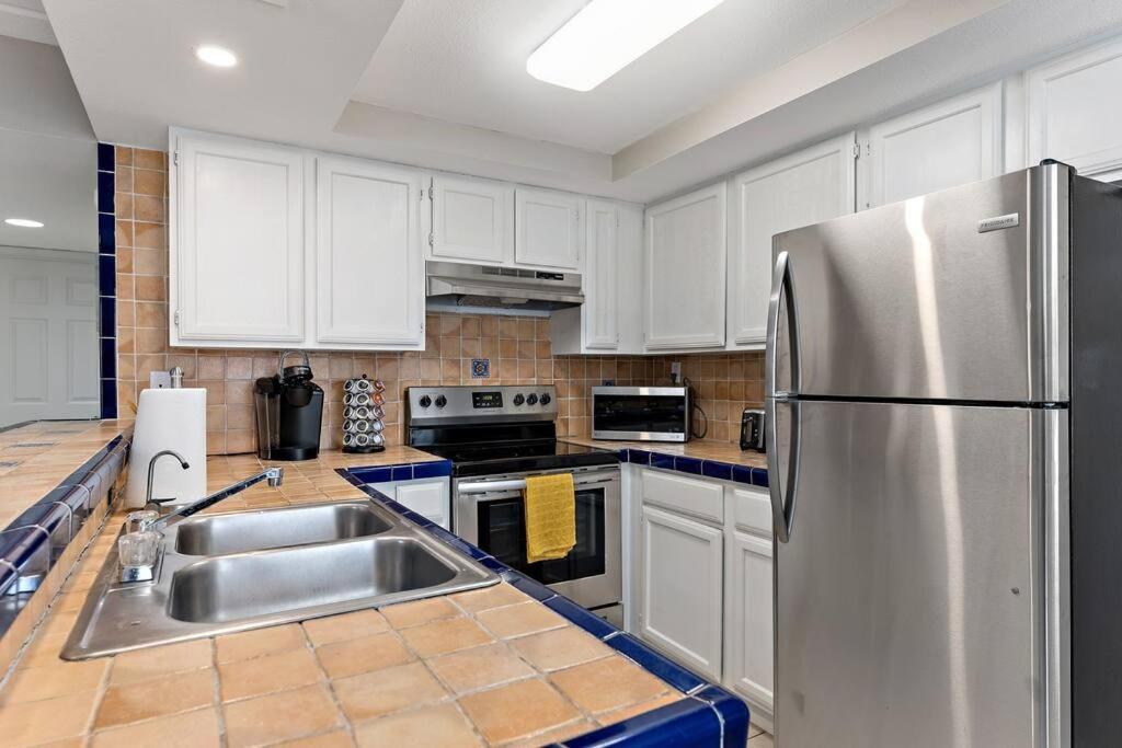 2 Bed 1 Bath Condo By Beach & Entertainment South Padre Island Exterior photo